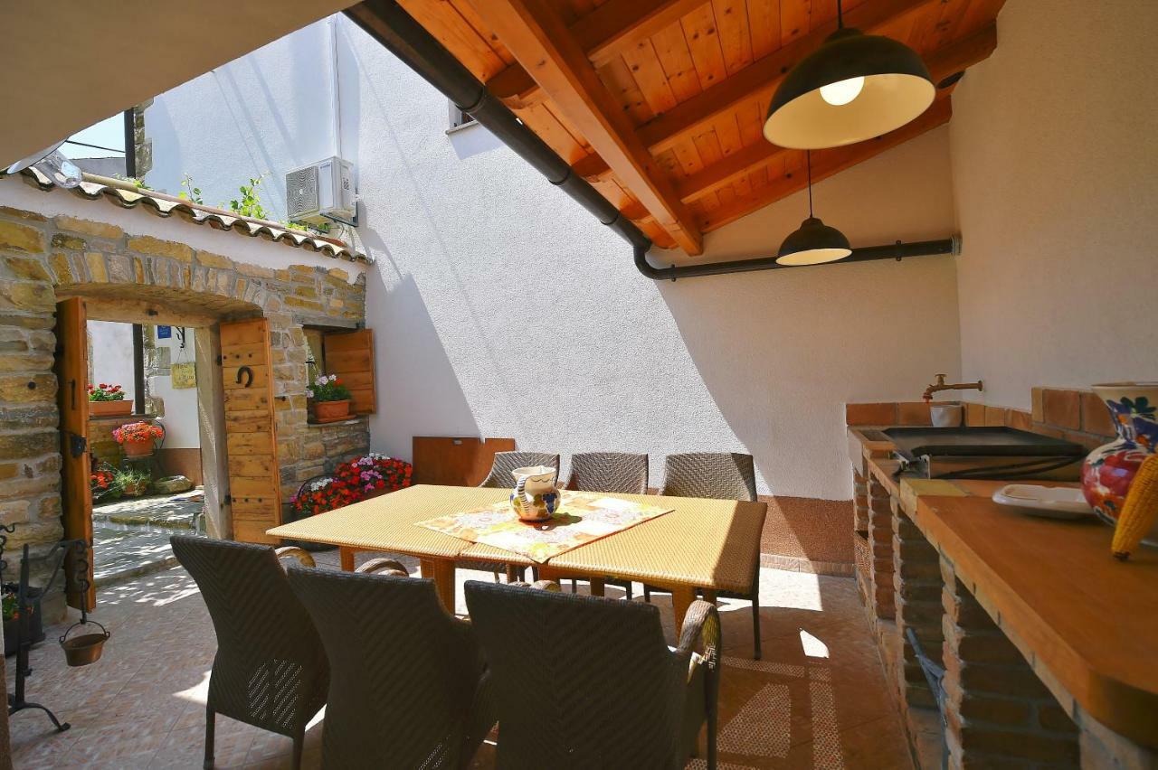 Holiday Home Lori Paz Extérieur photo